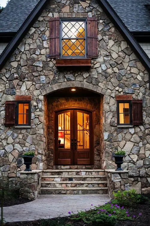are stone houses cooler in summer?