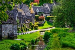 Discover the Enchanting Charm of Bibury: A Perfect Cotswolds Getaway!